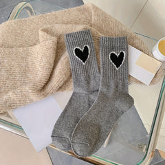 Heart Print Socks Soft & Comfy Mid Tube Women's Stockings