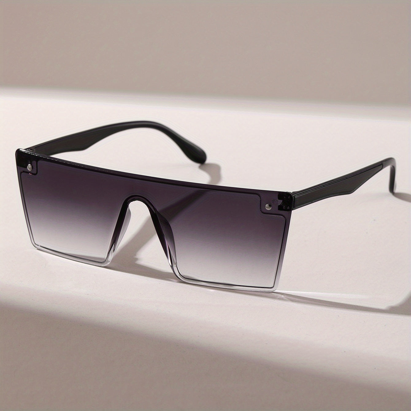 Flat Top Sunglasses Gradient Lens Rivet Decor Eyewear UV400