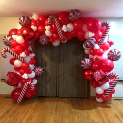 136pcs Xmas Balloon Garland Arch Kit Red and White Candy Cane Foil Balloons