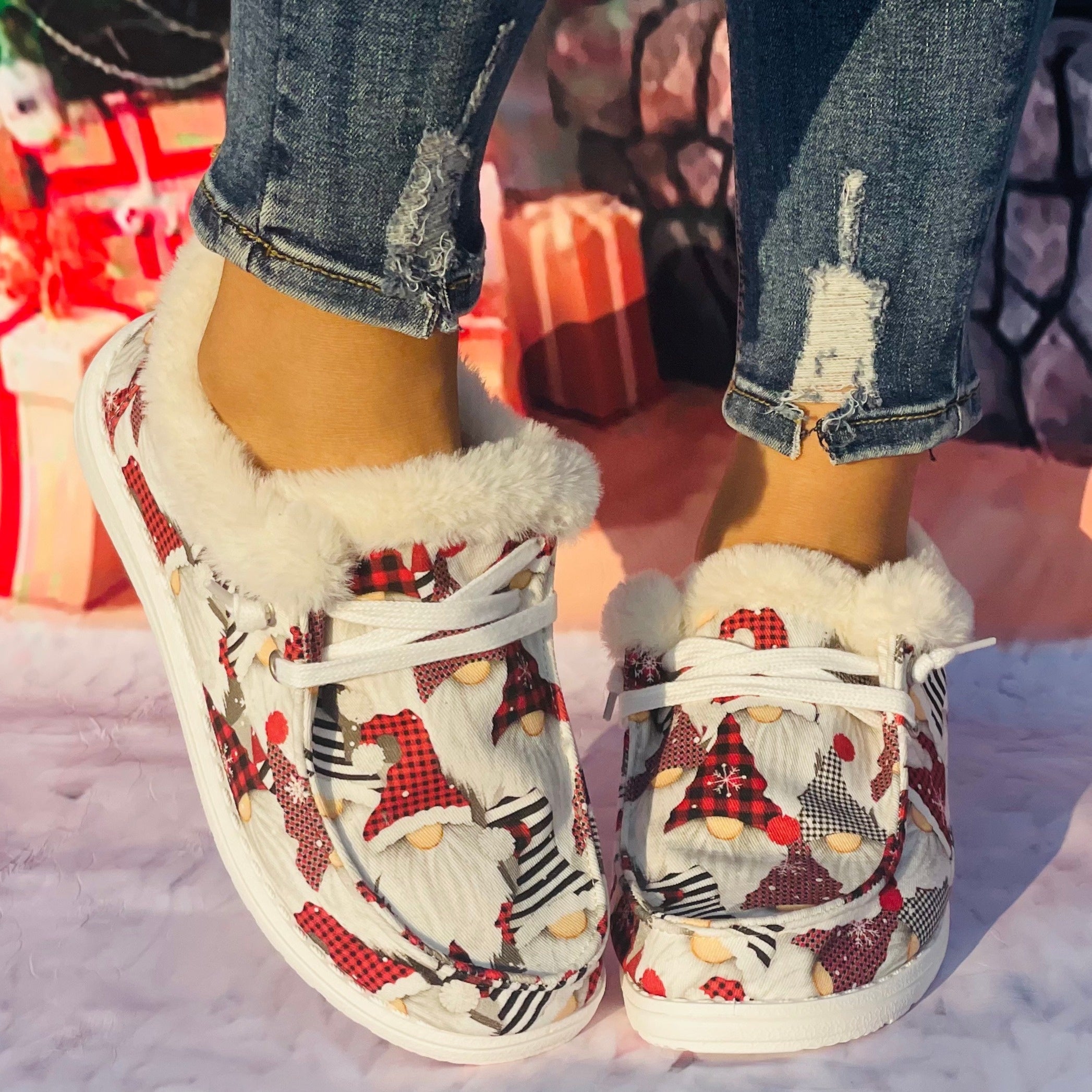 Women's Christmas Red Hat & Dwarf Cartoon Pattern Non slip Round Toe Sneakers