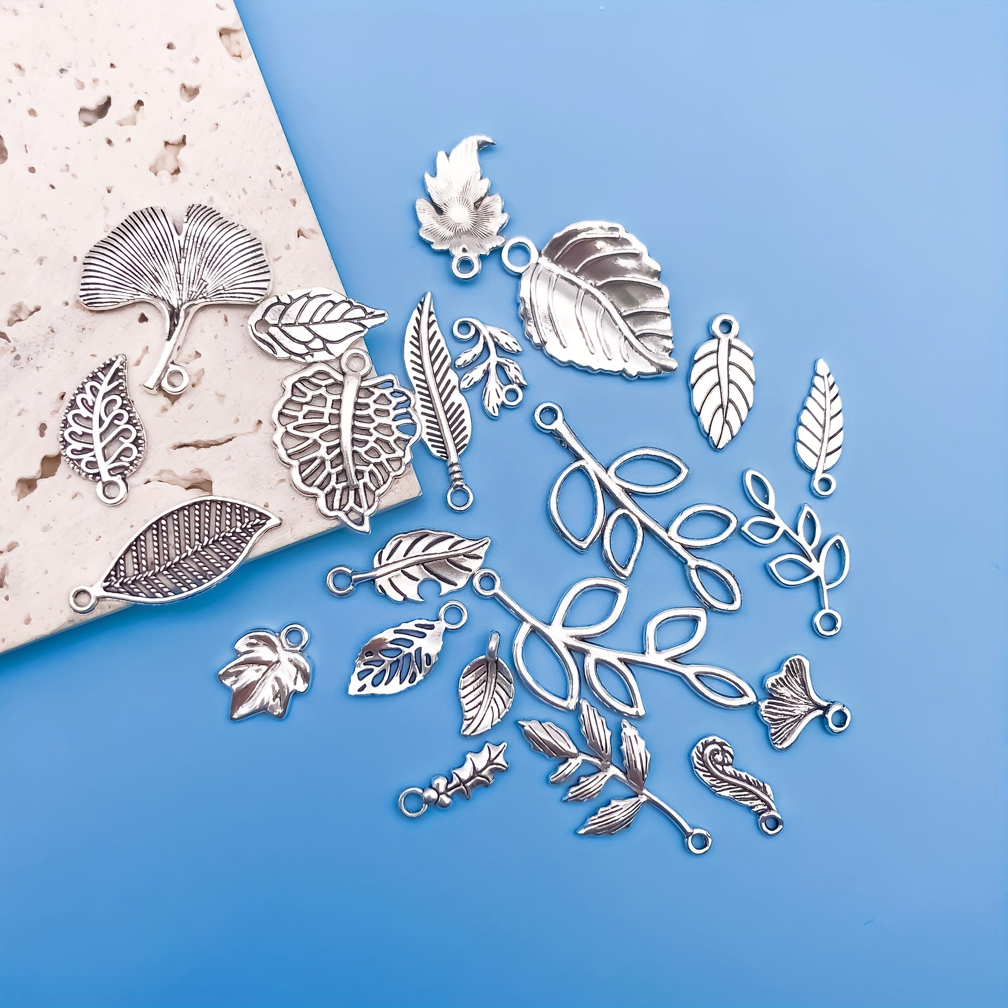20pcs Leaf Shape Charms Pendant DIY Necklace Bracelet Earrings Jewelry Making