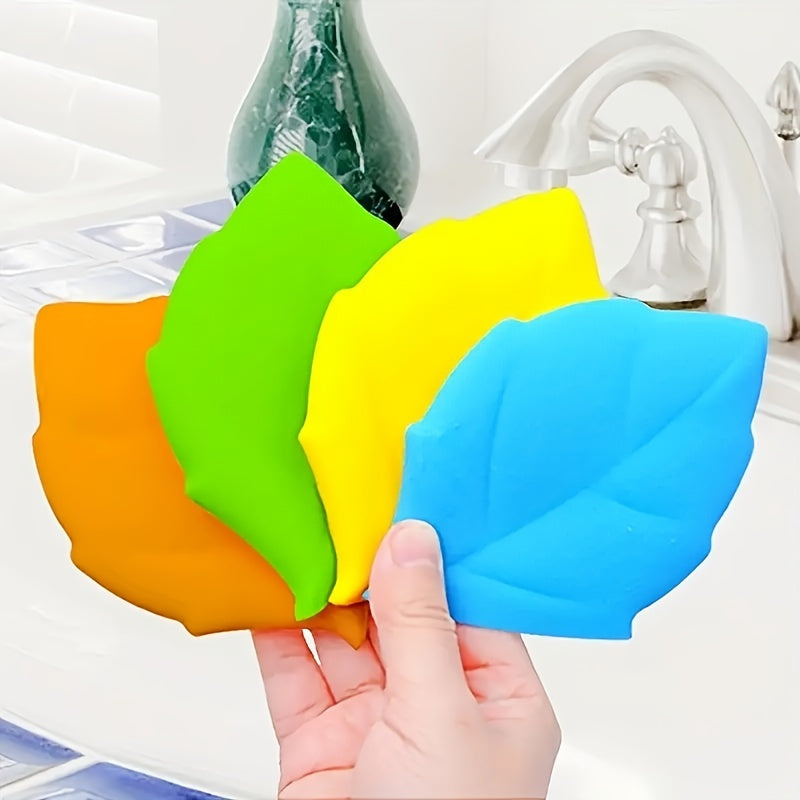 Maple Leaf Shape Dustproof Toothbrush Cover with Candy Portable Wash Cup