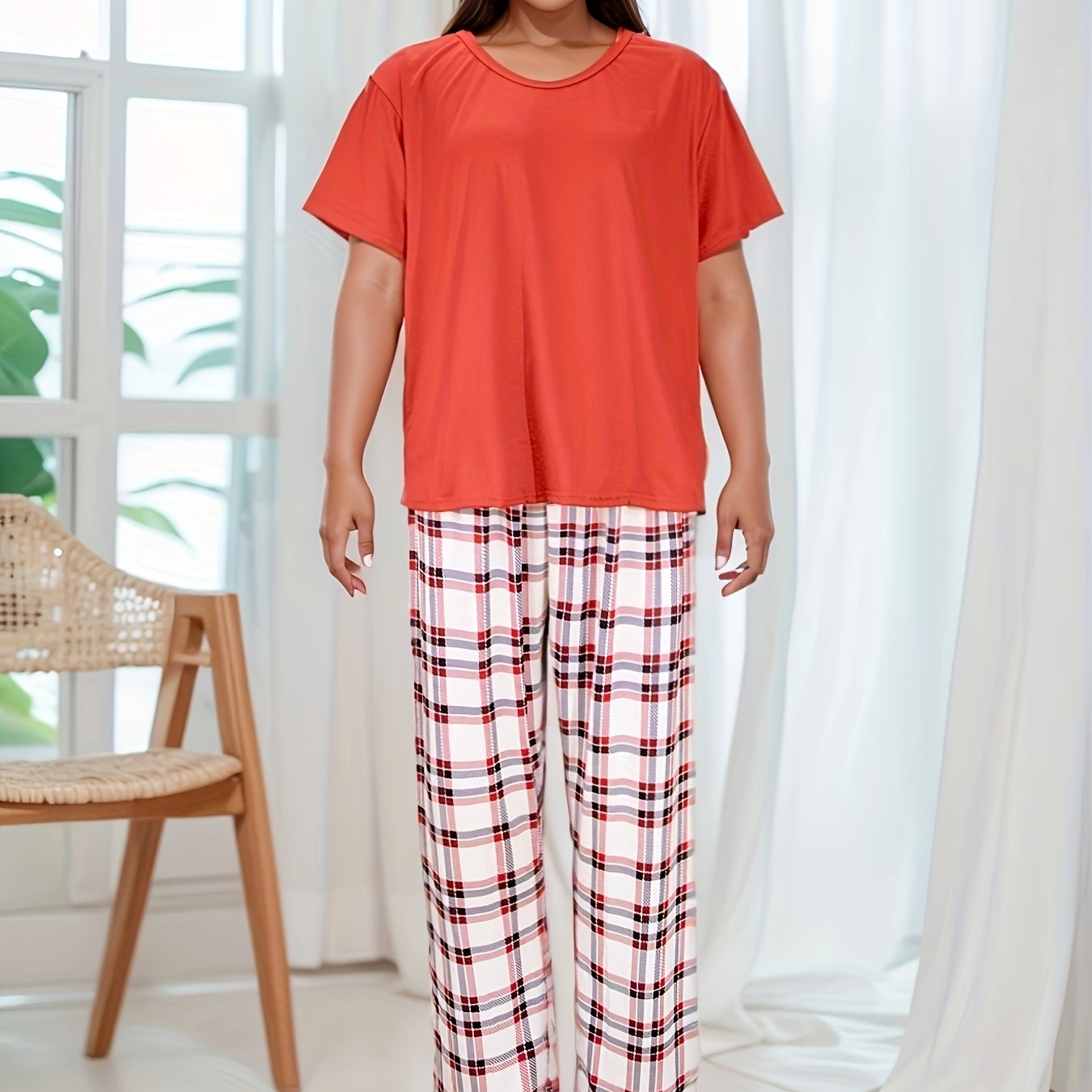  Plaid Print Tee & Pants Loungewear Set