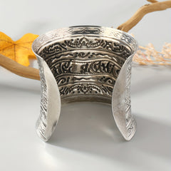 Vintage Elephant Pattern Cuff Bangle Silver Plated Jewelry
