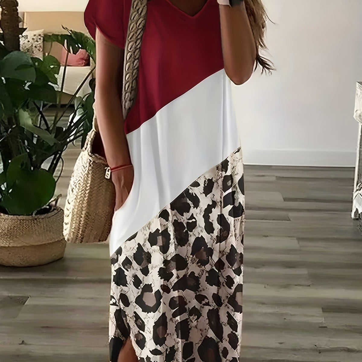  Colorblock Leopard Print Short Sleeve V Neck Tee Dress