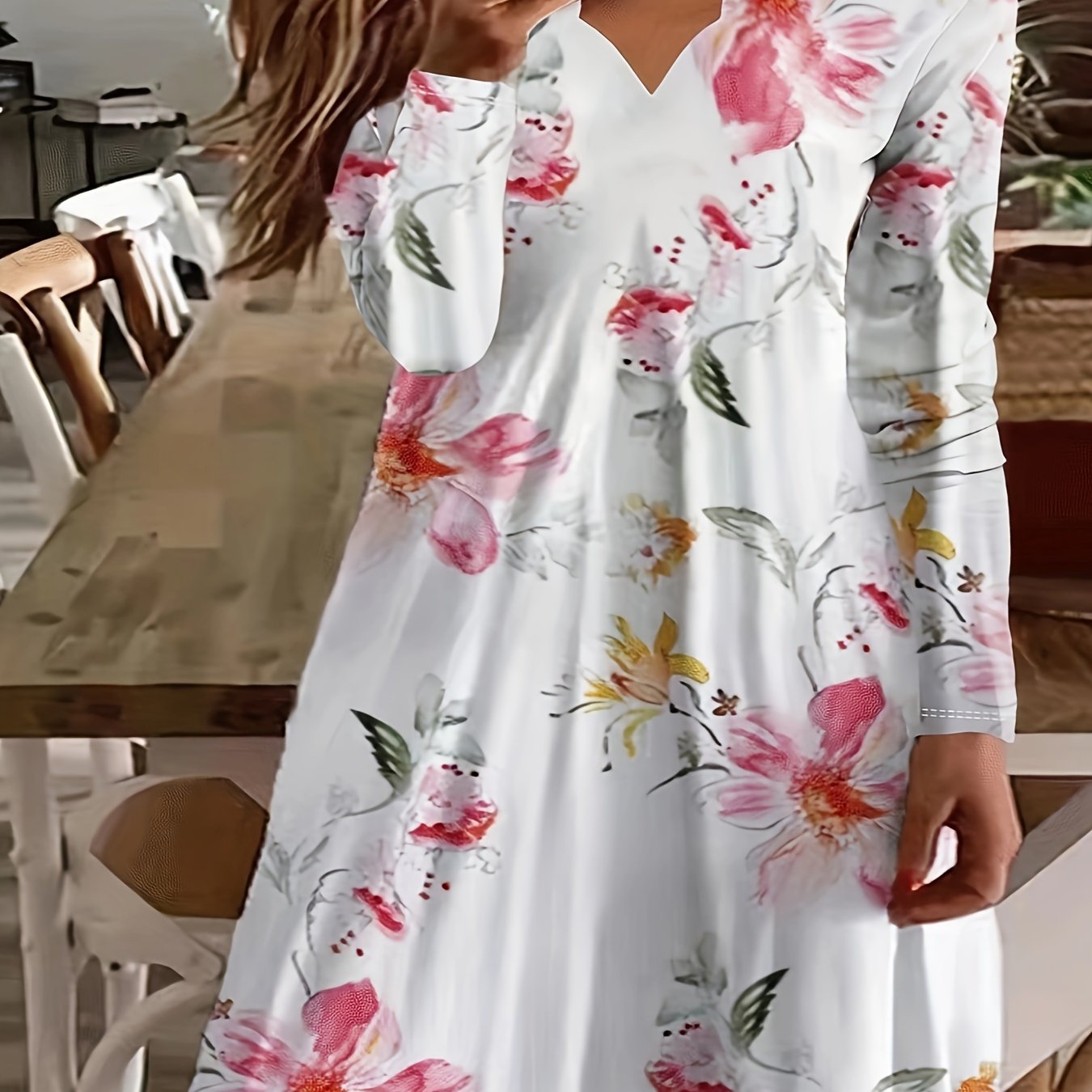  Floral Print V Neck Trim Dress