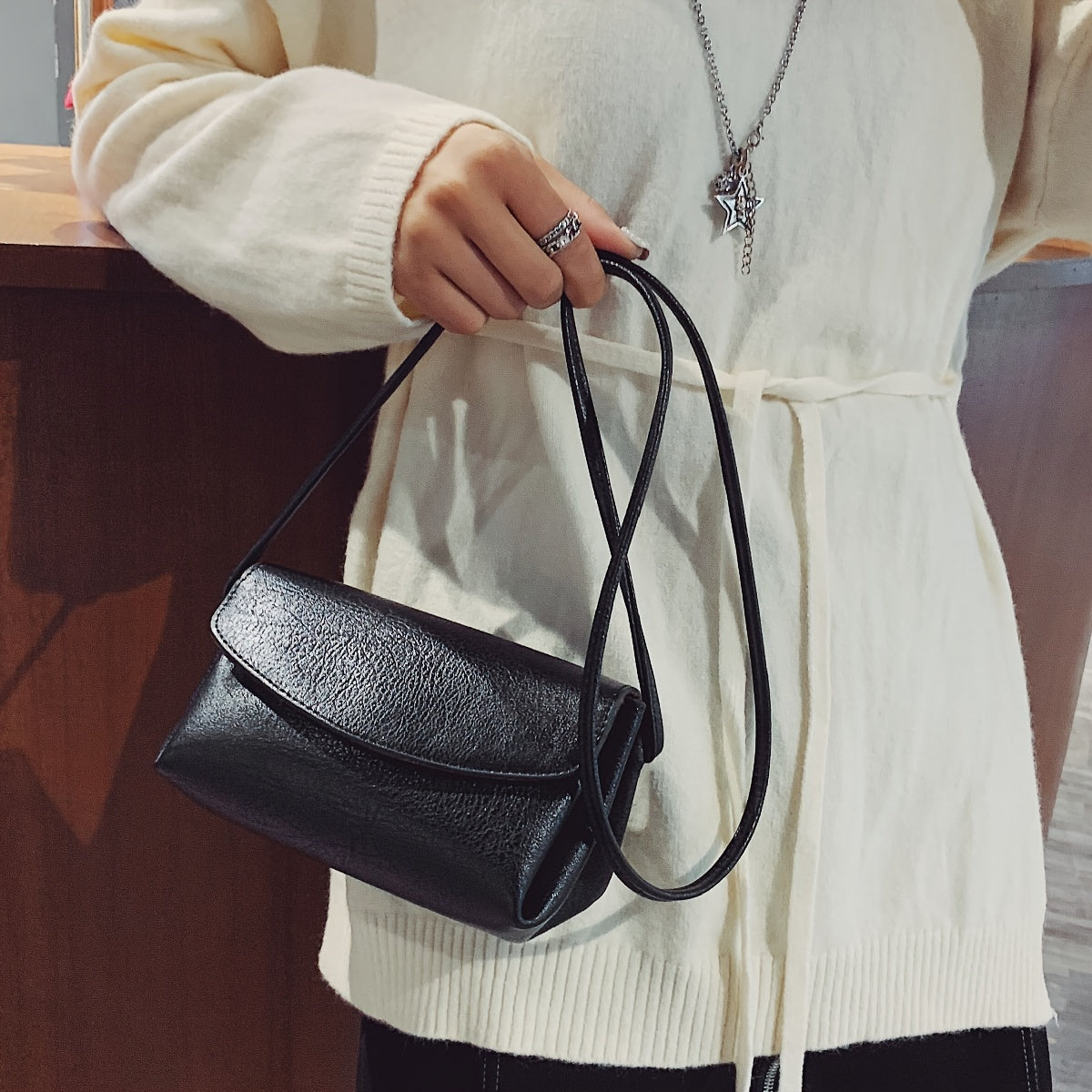 Vintage Style Flap Crossbody Bag Faux Leather Shoulder Bag Phone Bag