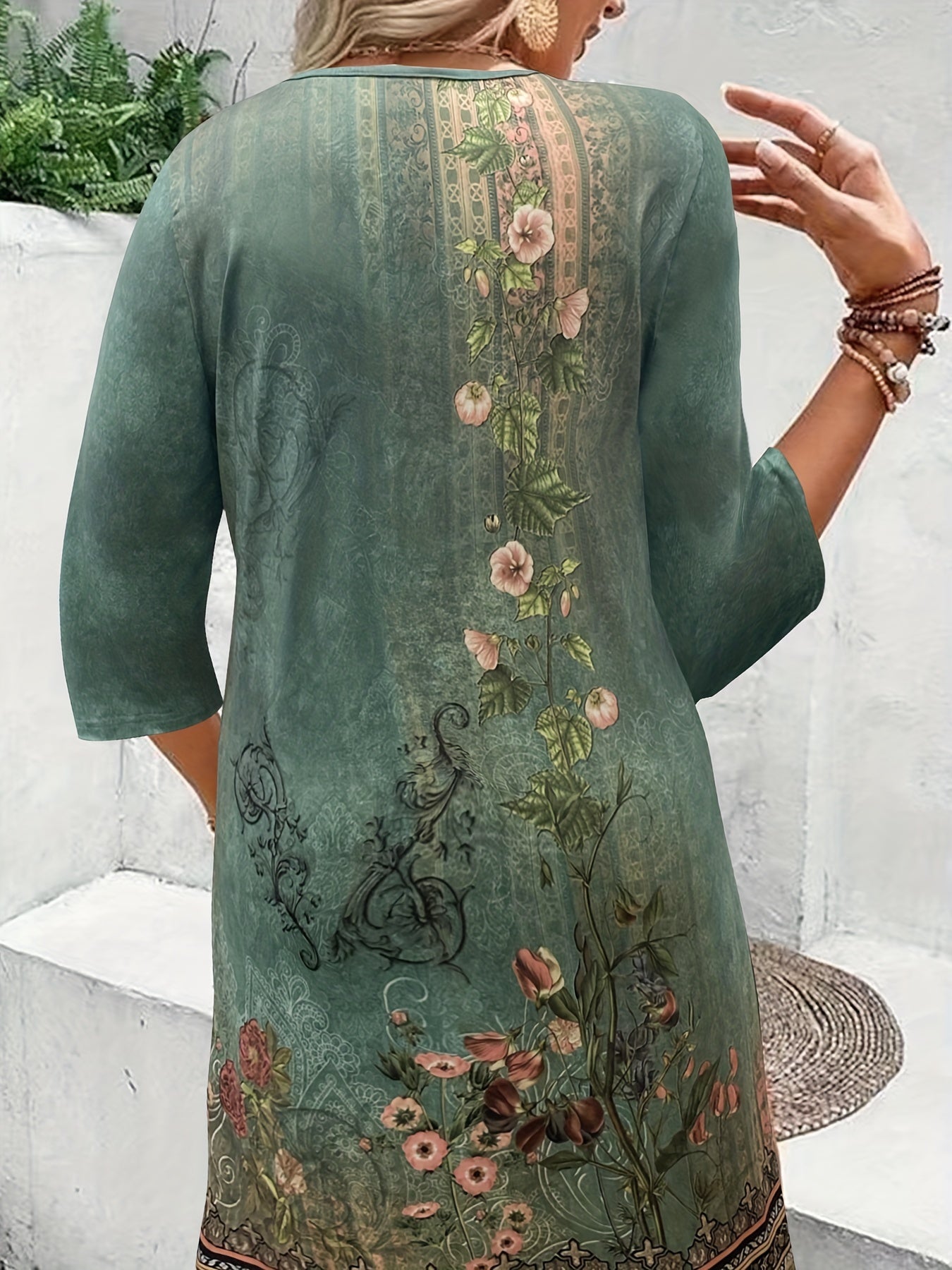  Floral Print Knee Length Dress