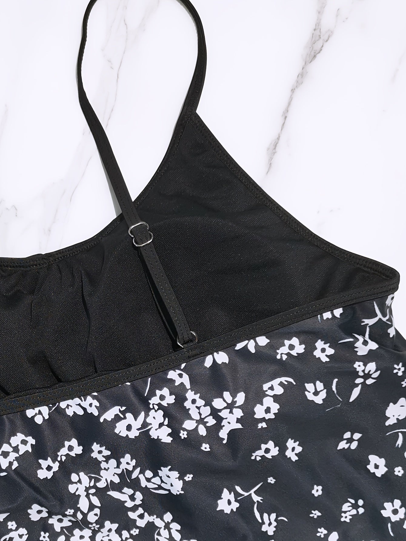  Ditsy Floral Print Tie Cami Top & Shorts Swimsuit Set