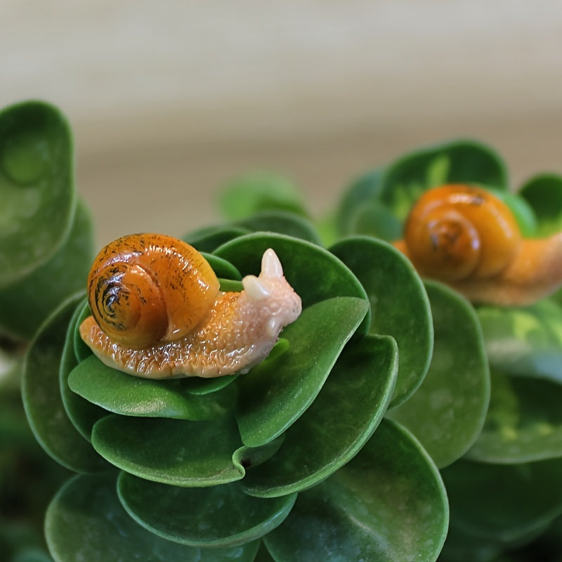 2pcs Mini Snail Resin Ornament for Garden Decor