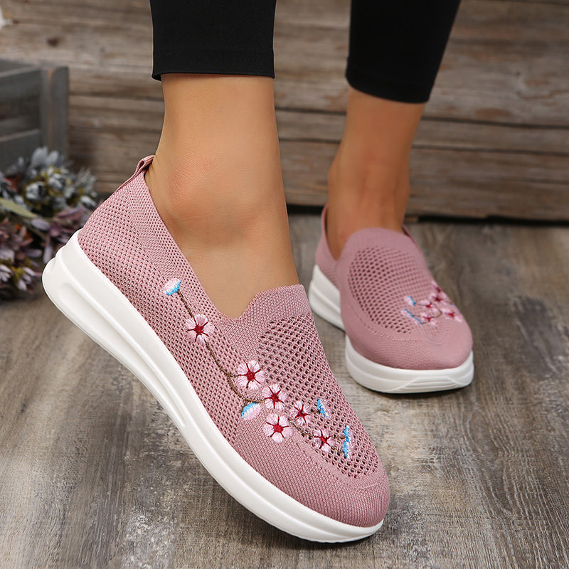 Women's Lightweight Knit Mesh Slip-On Sneakers