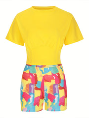  Short Sleeve Crop Top & Geometric Print Shorts Set