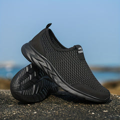 Men's Lightweight Slip On Casual Shoes, Breathable for Traveling