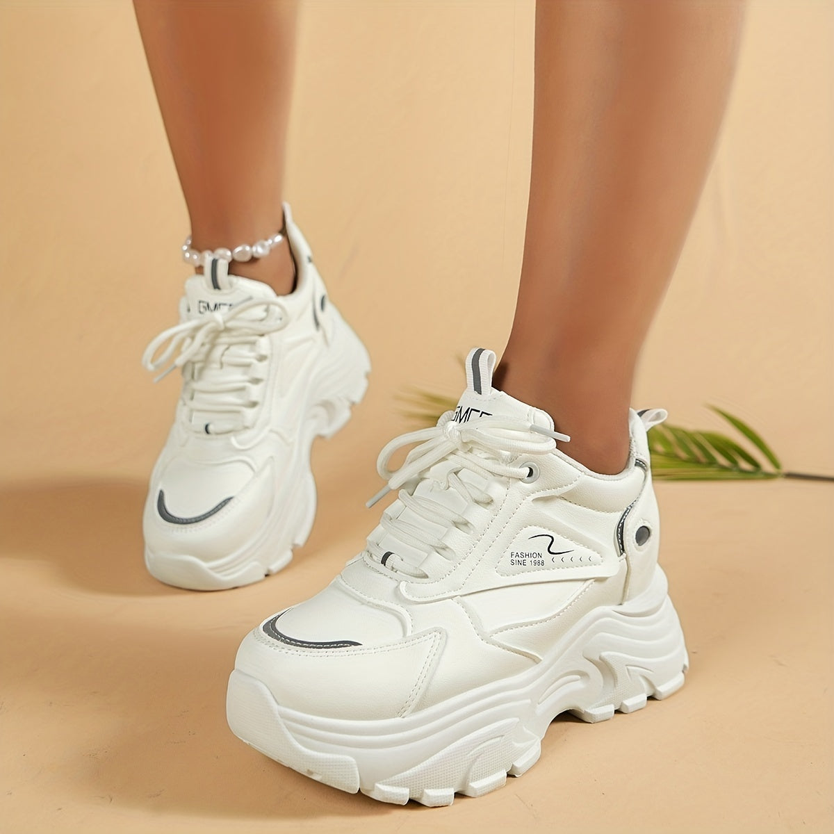 Women's Thick Sole Sports Shoes Lightweight Running Shoes