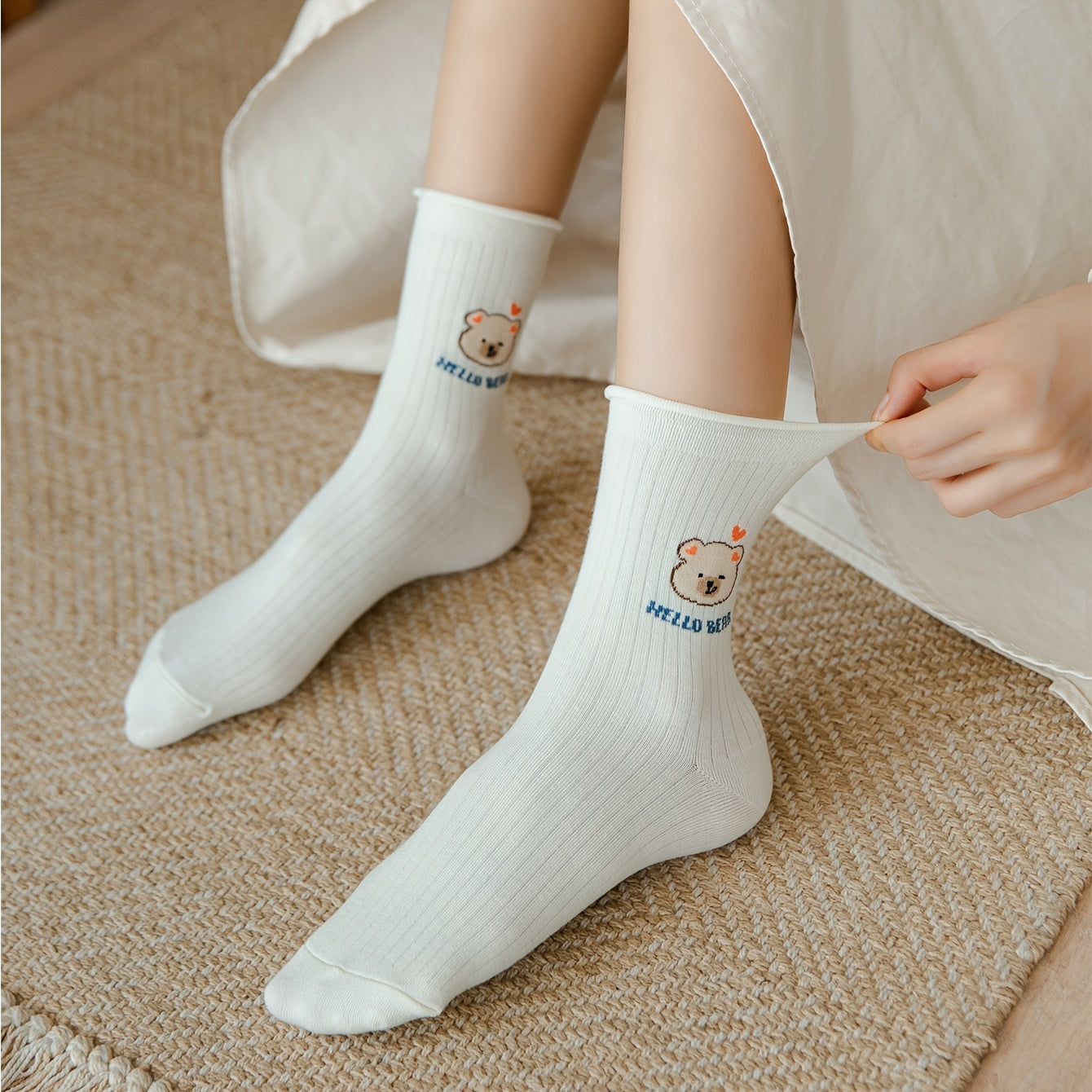 5 Pairs Teddy Bear Crew Socks Mixed Pattern Textured Pack