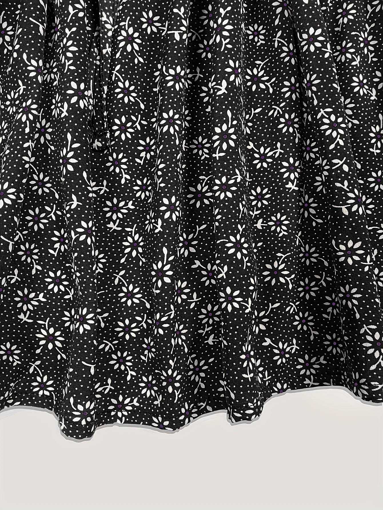  Ditsy Floral Print V Neck Peplum Cami Top