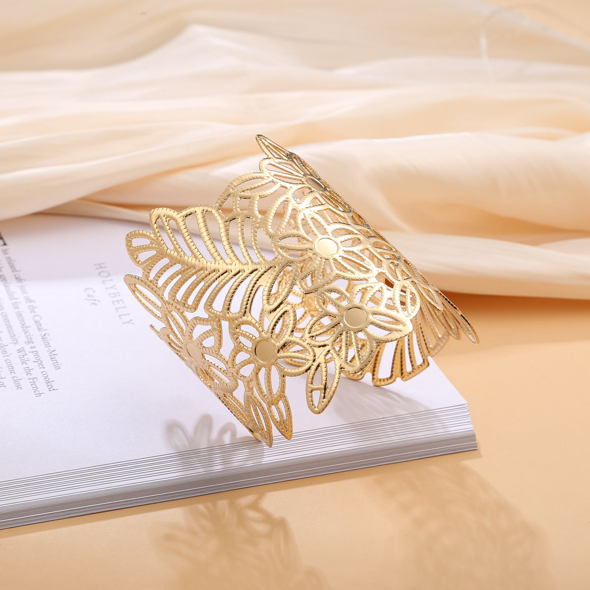 Boho Chunky Bangle Bracelet Hollow Flower Cuff Women Girls Party Accessories