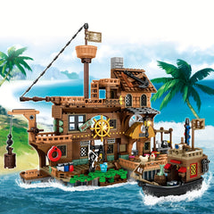 MESIONDY Pirate Building Set with Cannon, Sails & Chests