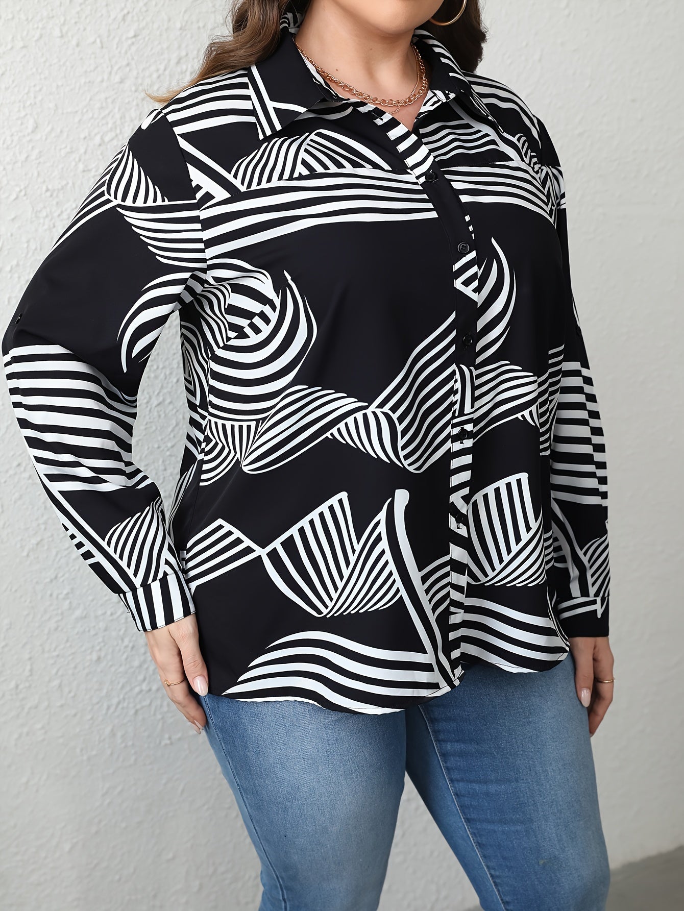  Abstract Stripe Print Button Up Blouse