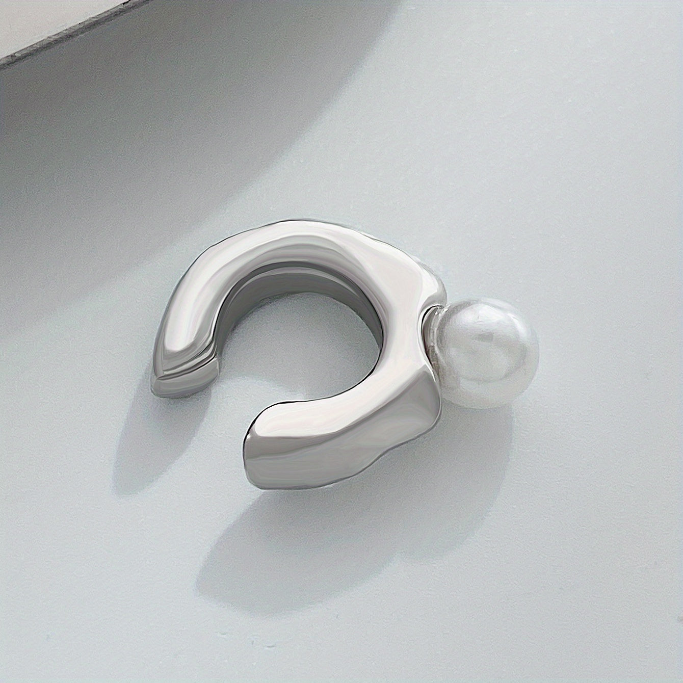 Faux Pearl Decor Ear Cuff Minimalist Style Jewelry