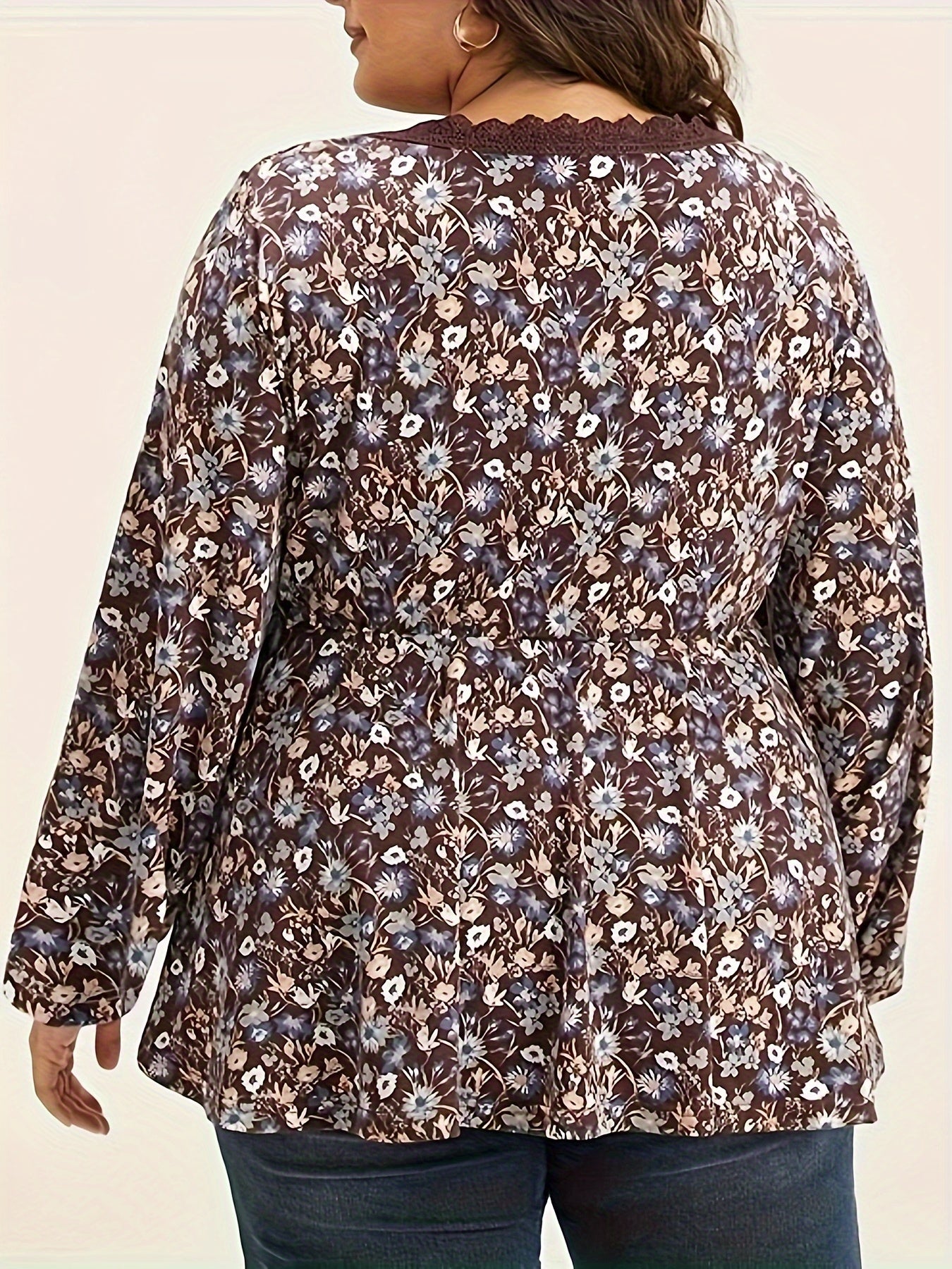 Ditsy Floral Print Lace Trim V Neck Peplum Top