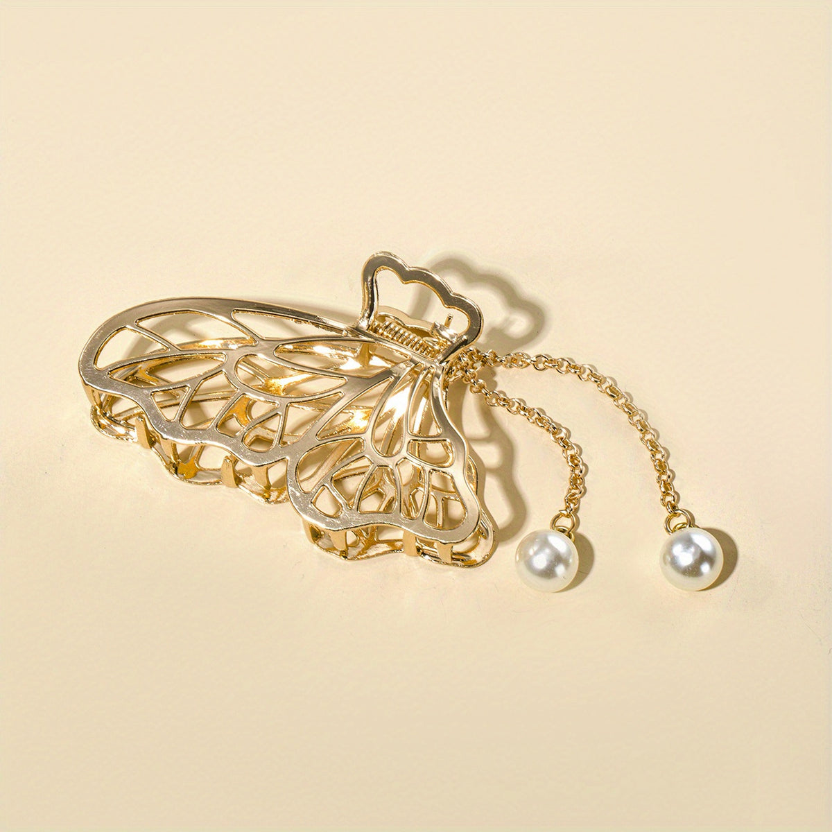 Alloy Hair Claw Faux Pearl Tassel Nonslip Ponytail Holder Shark Claw