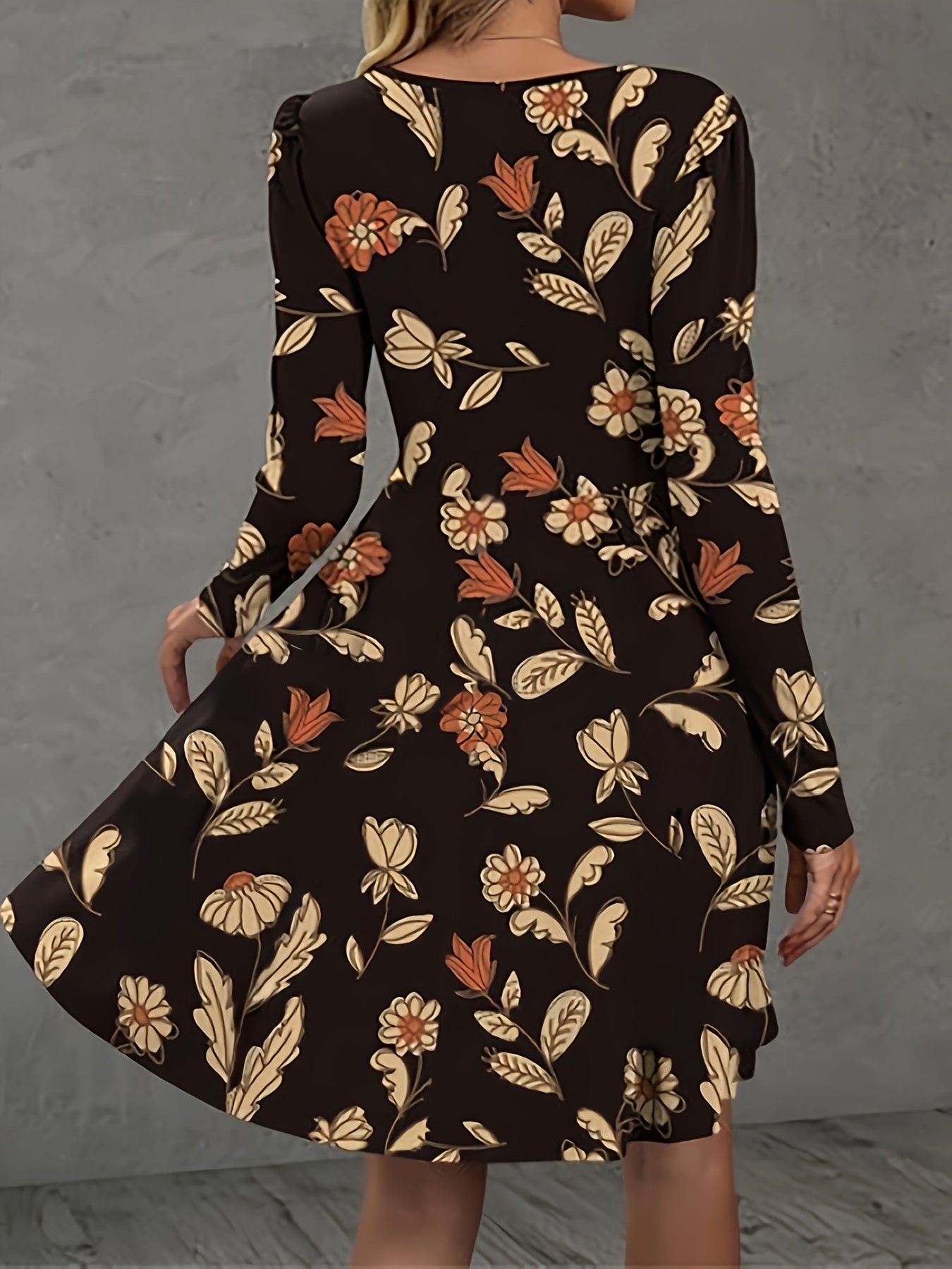  Floral Print Long Sleeve Round Neck Knee Length Dress