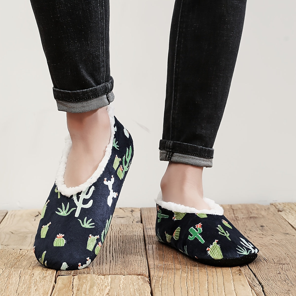 Men's Cartoon Cactus Cozy Slippers