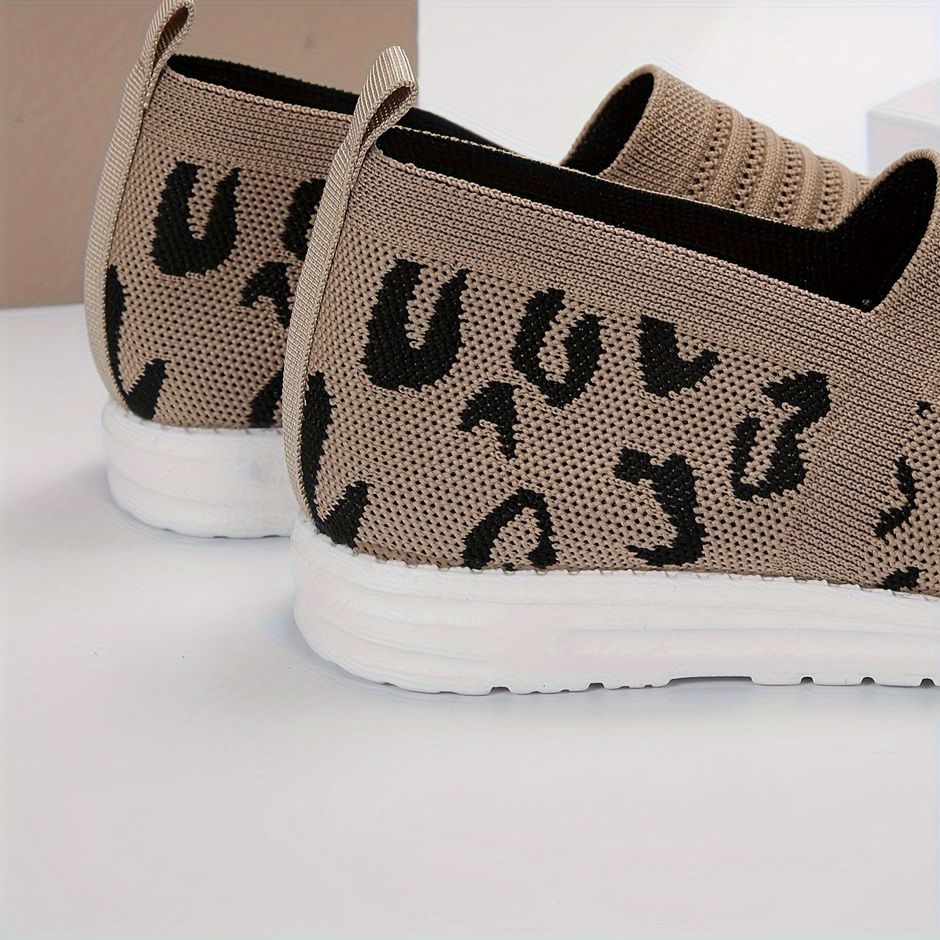 Women's Leopard Pattern Running Shoes Mesh Breathable Sneakers