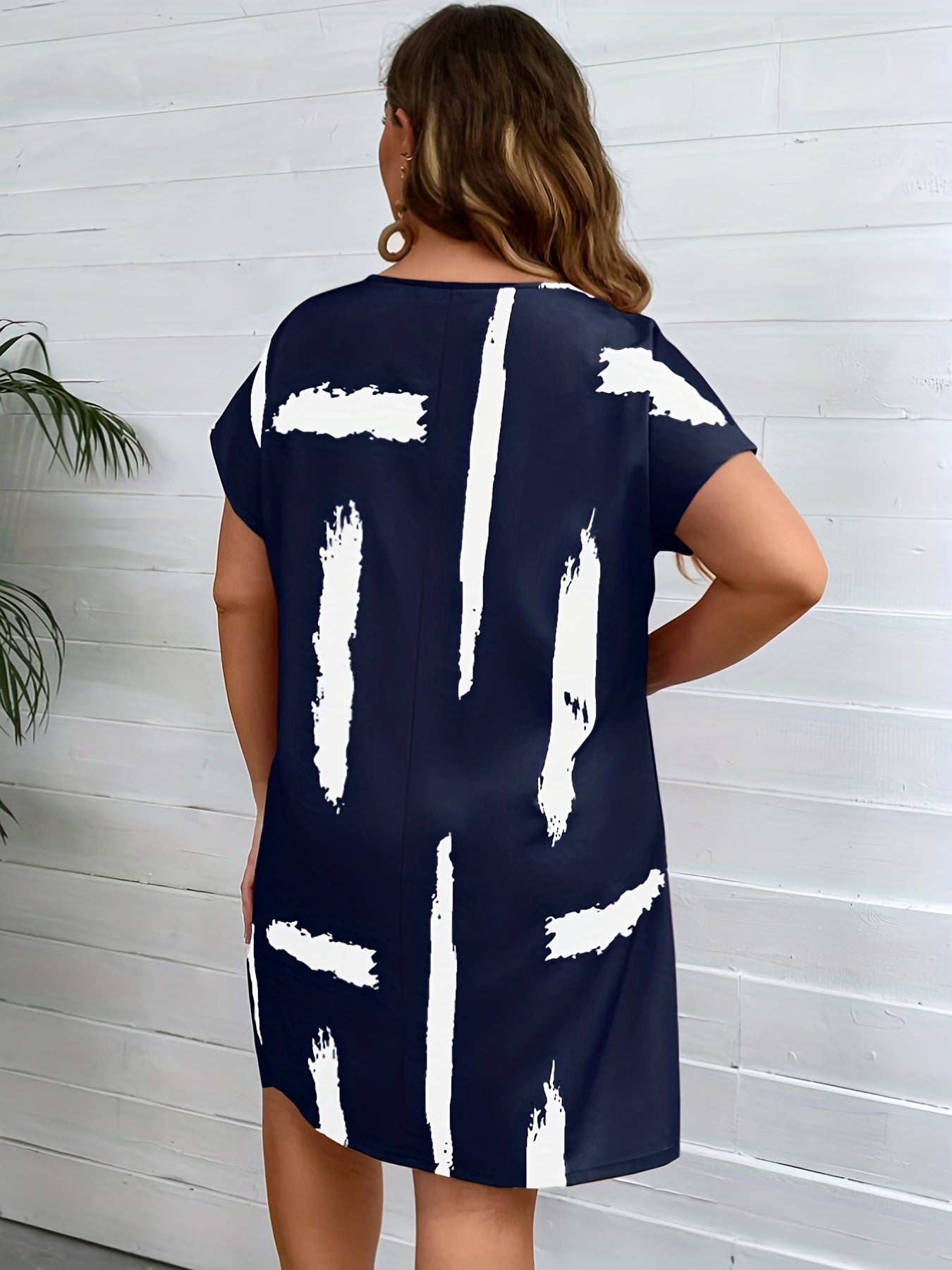  V Neck Cut Out Dress Women's Brush Print Short Sleeve