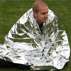 2pcs Outdoor Survival Blankets Double sided Silvery Sunscreen Blankets