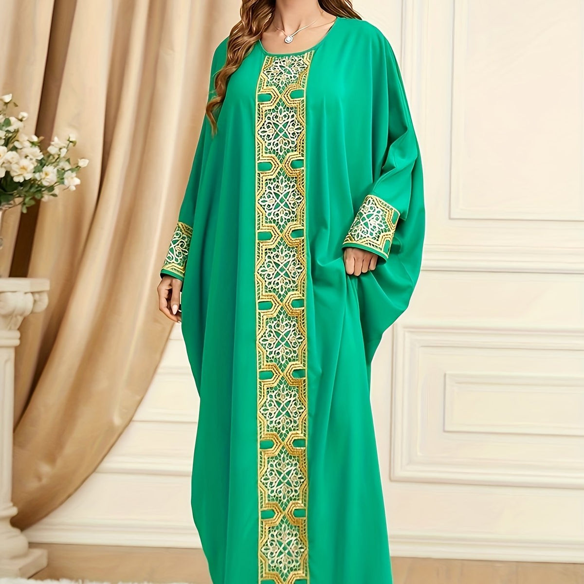  Solid Applique Batwing Sleeve Round Neck Maxi Dress