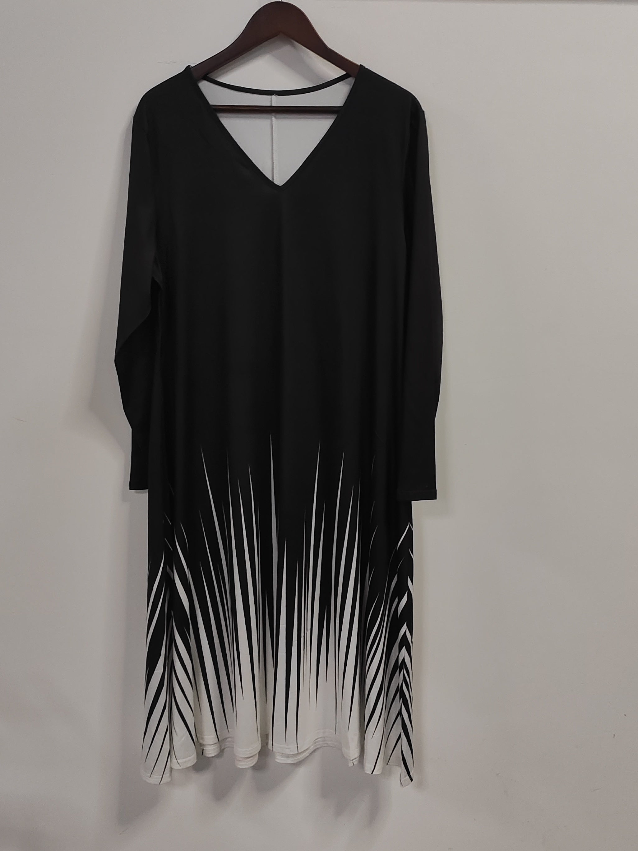  Women Casual Striped Print Long Sleeve V Neck Dress