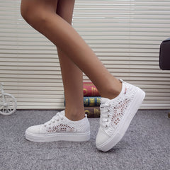 Women's Mesh Sneakers Lace Up Low Round Toe Breathable Shoes