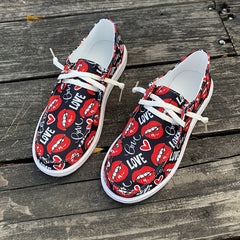 Women's Skateboard Shoes Lips Hearts English Letter Pattern Flat Lace-up Canvas