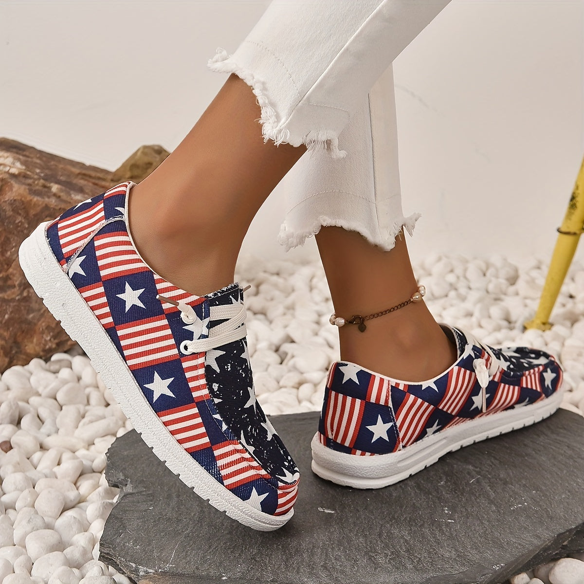 Women's Star & Striped Canvas Shoes Lace Up Outdoor Casual Shoes