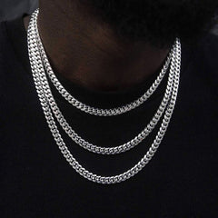 Men's Cuban Chain Necklace in Metal
