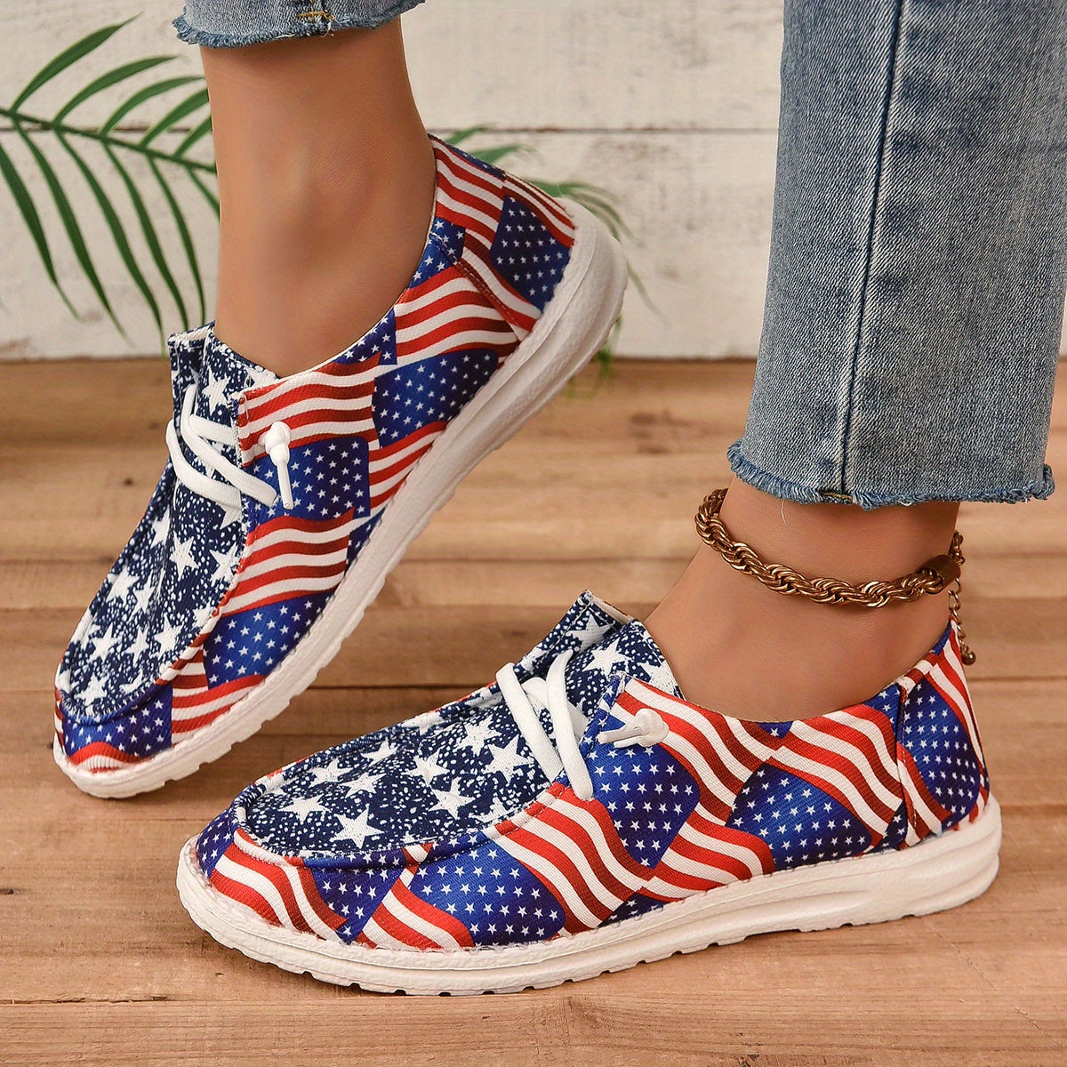 Women's Flag Print Canvas Shoes Lace Up Outdoor Sneakers Lightweight