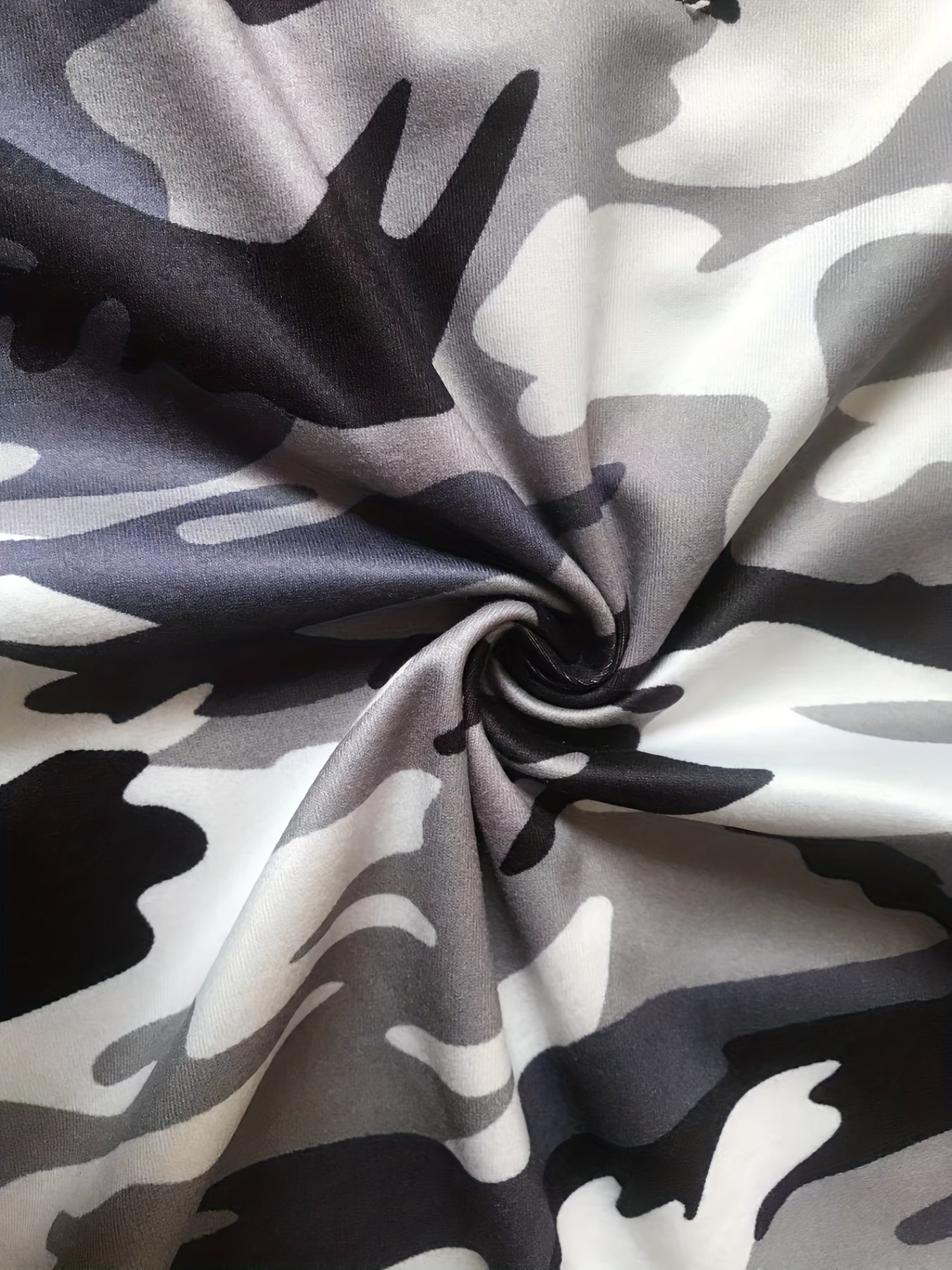  Camo Print Medium Stretch Skinny Leggings