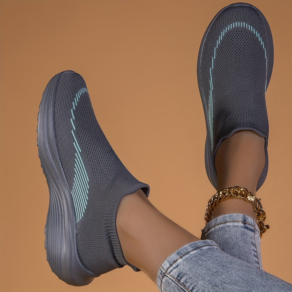 Women's Sporty Running Shoes Anti-slip Slip-on Sneakers