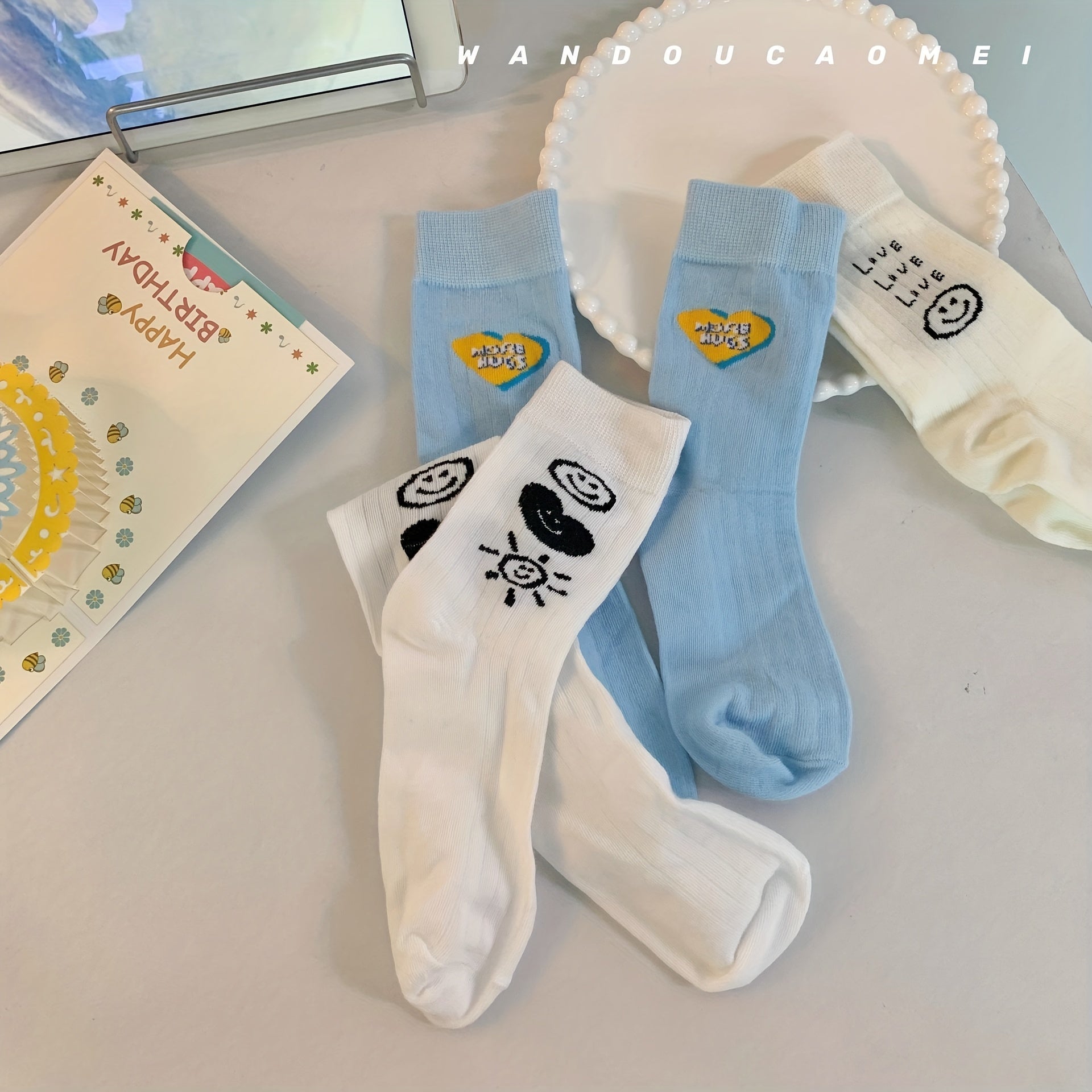 3 Pairs Letter & Smiling Print Socks College Style Women's Stockings