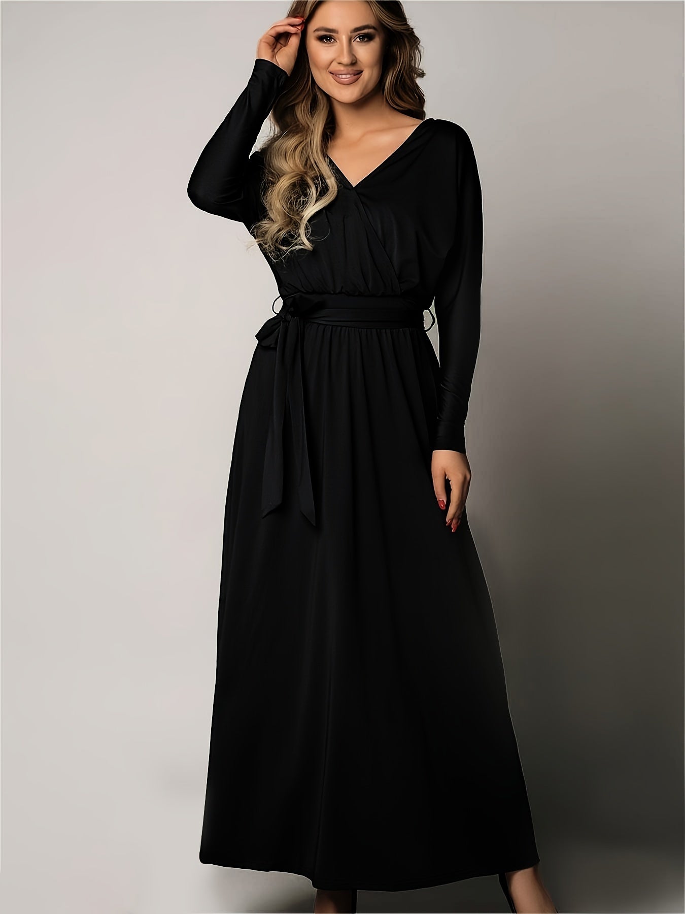  Long Sleeve V Neck Maxi Dress With Belt