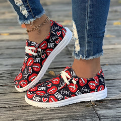 Women's Skateboard Shoes Lips Hearts English Letter Pattern Flat Lace-up Canvas