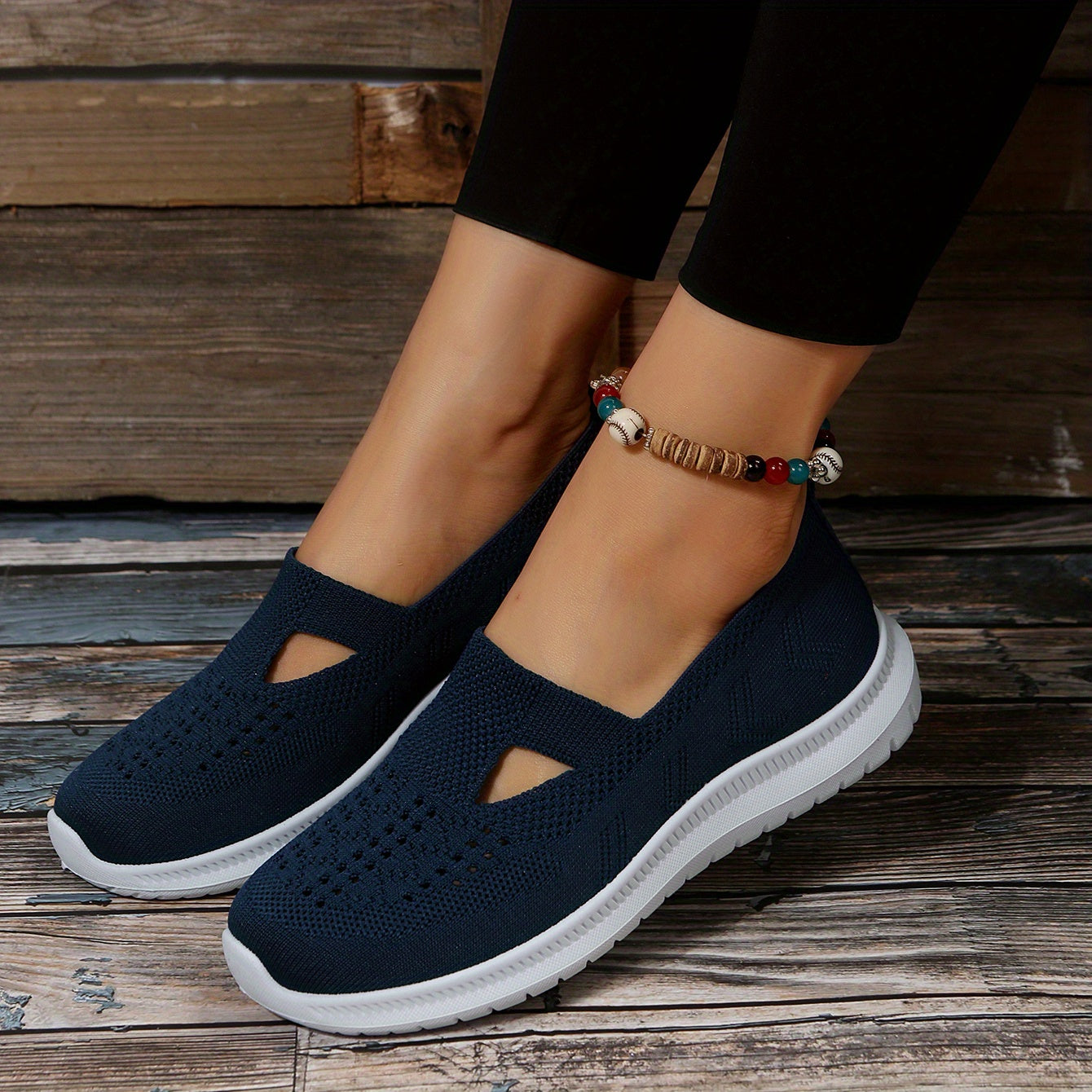 Women's Lightweight Slip On Knit Sneakers