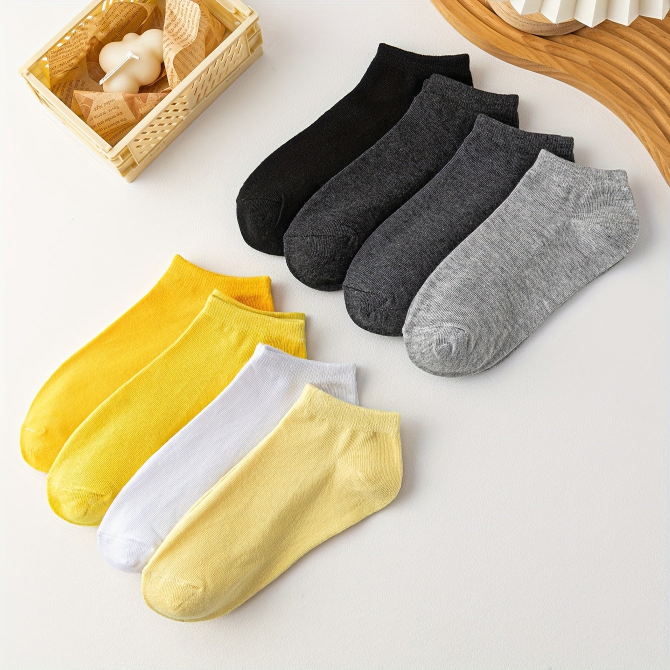 8 Pairs Women's Soft Low Cut Ankle Socks Lightweight Stockings & Hosiery