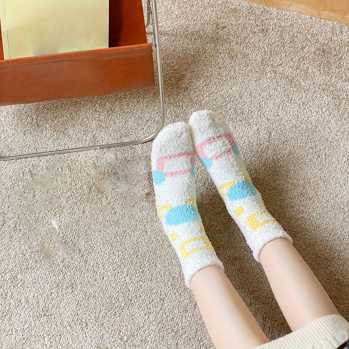 Floral Pattern Plush Socks Soft & Comfy Mid Tube Stockings