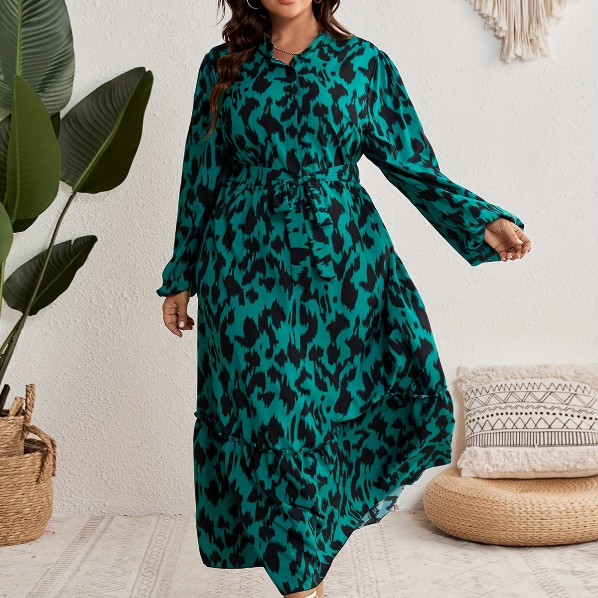  Leopard Print Lantern Sleeve Maxi Dress