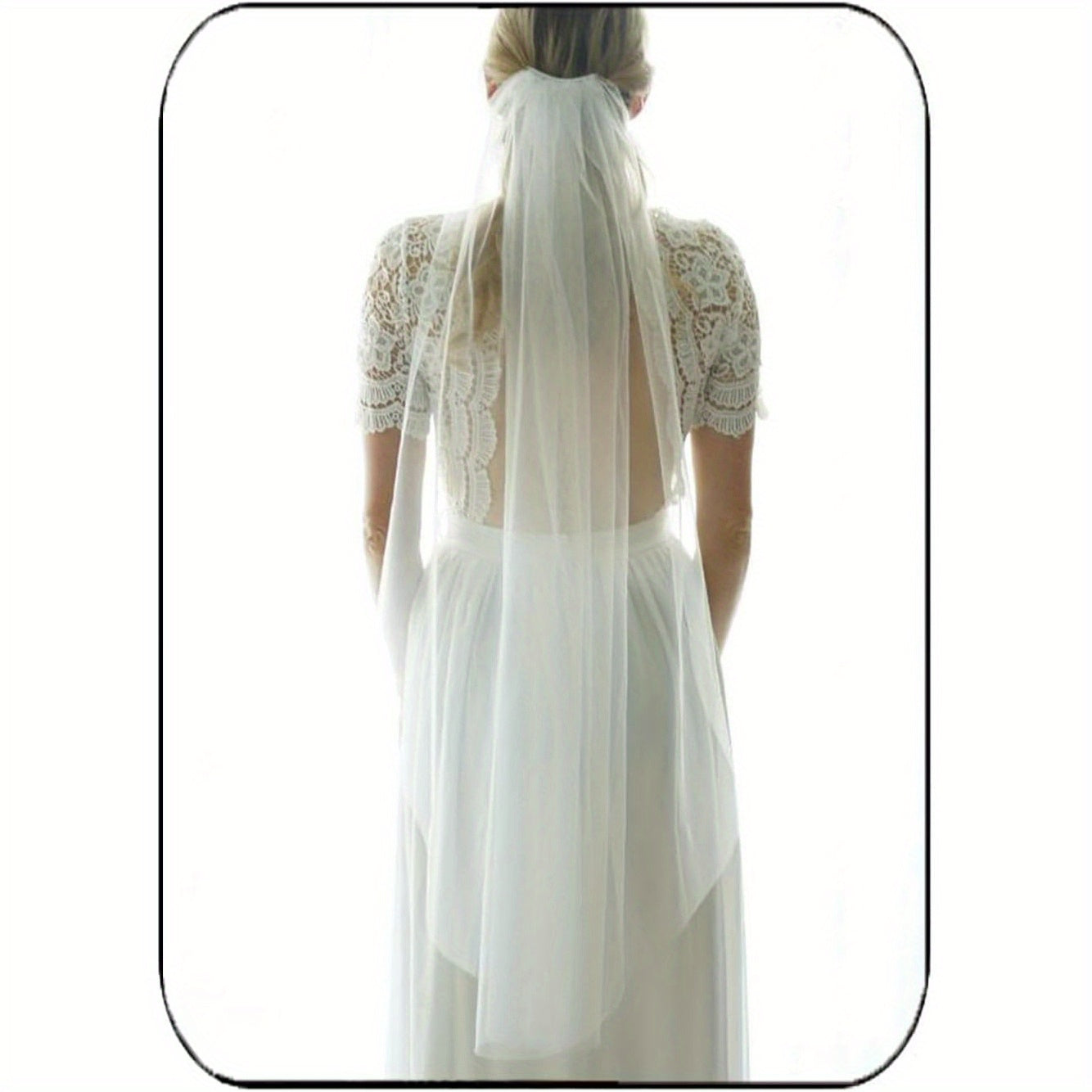 Bride's Fingertip Length Wedding Veil with Comb