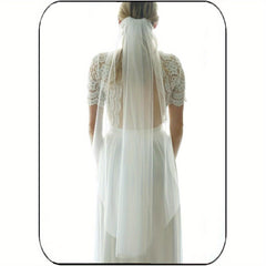 Bride's Fingertip Length Wedding Veil with Comb