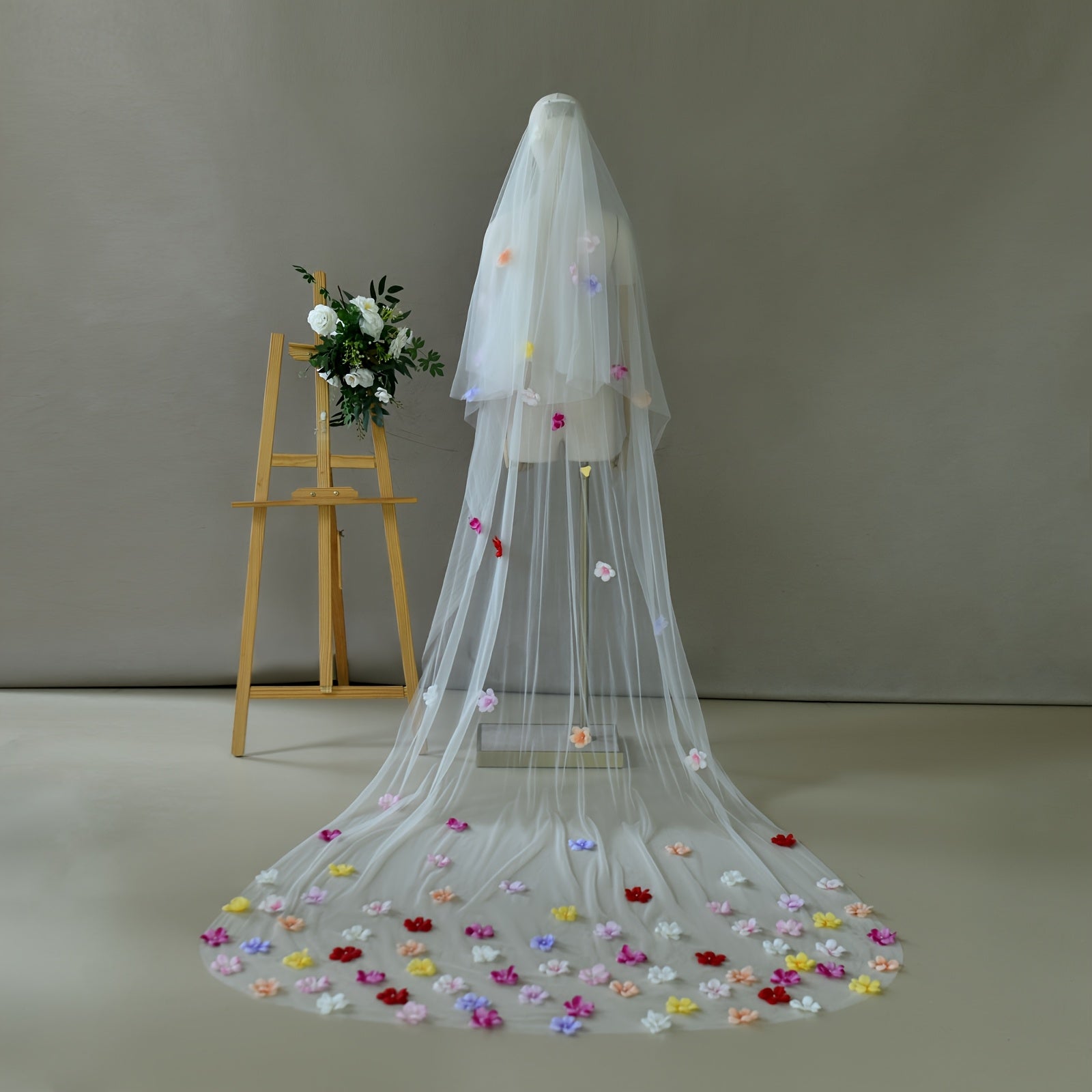 Romantic Floral Bridesmaid Veil for Weddings - Colorful Whimsical Print
